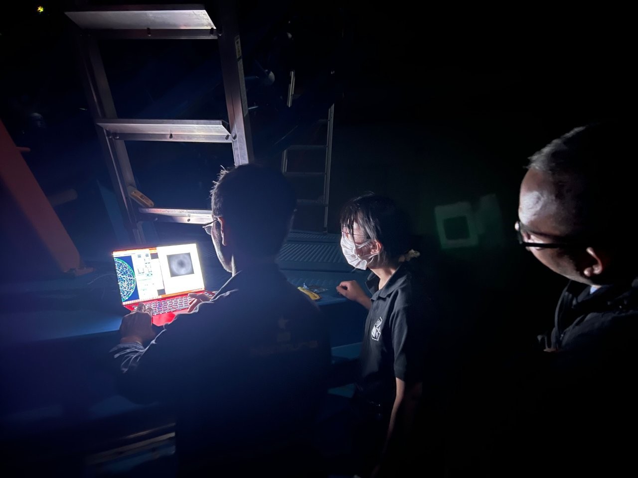 2025年10月 夜間の鏡の調整